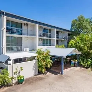 cairns-holiday-lodge.queenslandhotels.net/